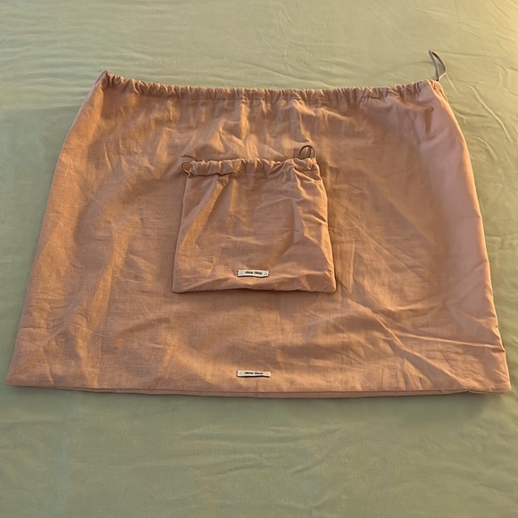 Brand new Miu Miu Matelasse leather bag with strap (Never used) - Picture 7 of 10